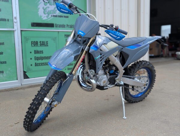 TM MOTO 2025 EN 300 ES FI - Image 4