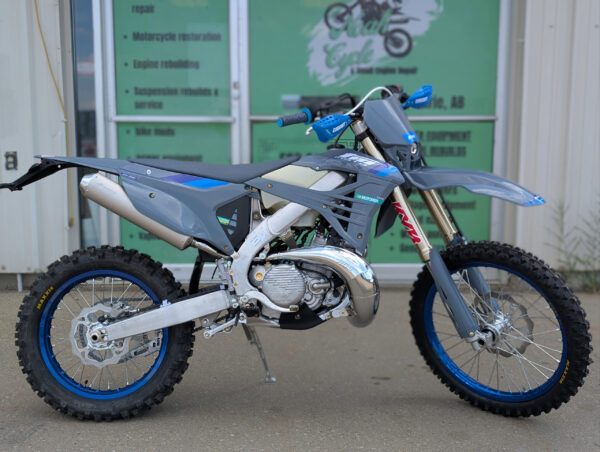 TM MOTO 2025 EN 300 ES FI - Image 2